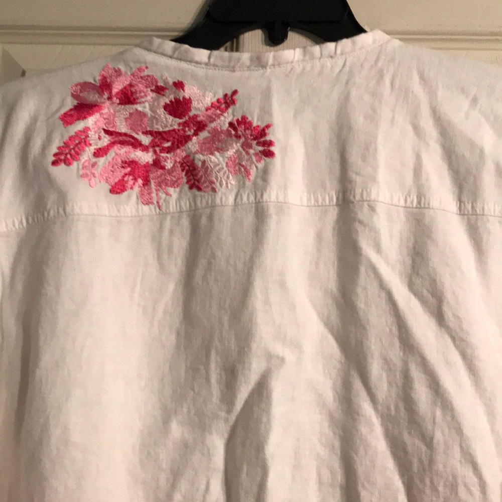 INC white linen jacket w/flowr embroidry in pink. - Picture 4 of 4